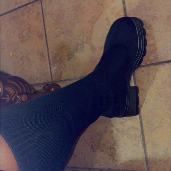SHEIN Black Chunky Heel Knee-High Sock Boots - Picture 3 of 3